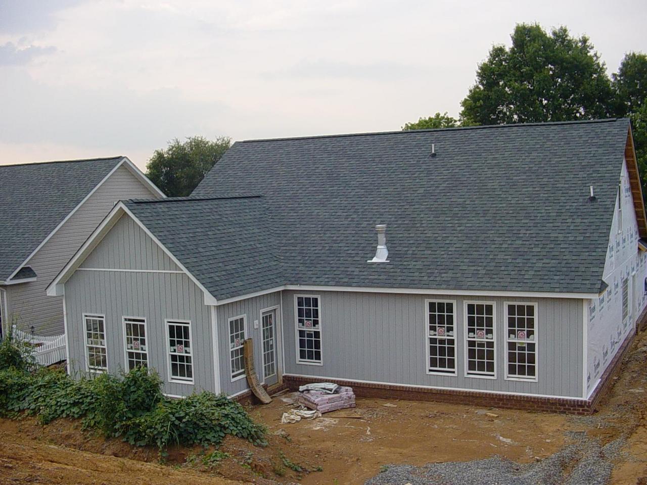 1225 Mountain View Road Vinton, VA 24179 - Photo 3 of 3 front view of a house