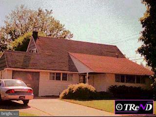 1 Harbor Road Levittown, PA 19056 - Photo 1 of 1 Gallery Image 1