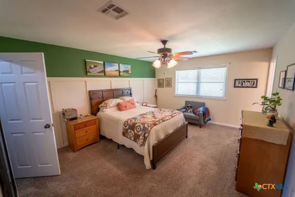 $2,300 | 301 Antietam Drive, Victoria, TX 77904