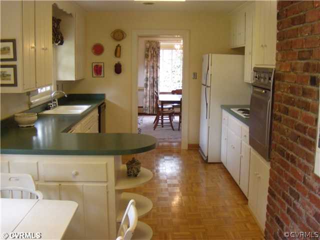 501 Ridge Top Road Henrico, VA 23229 - Photo 5 of 12 Kitchen
