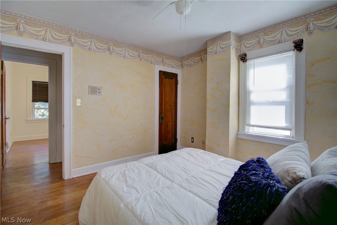 7702 Jameson Road Parma, OH 44129 - Photo 12 of 30