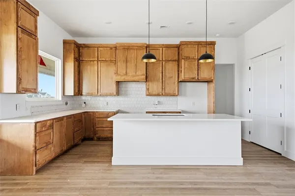 $799,900 | 496 Willow Moon Ranch Road, Crawford, TX 76638