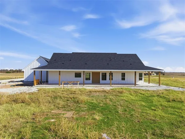 $799,900 | 496 Willow Moon Ranch Road, Crawford, TX 76638