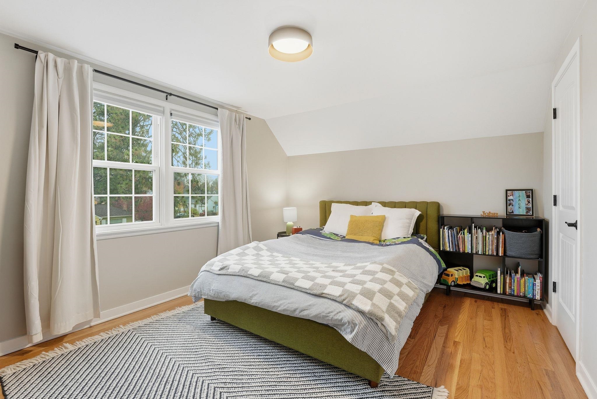 940 East 41st Avenue Spokane, WA 99203 - Photo 17 of 39