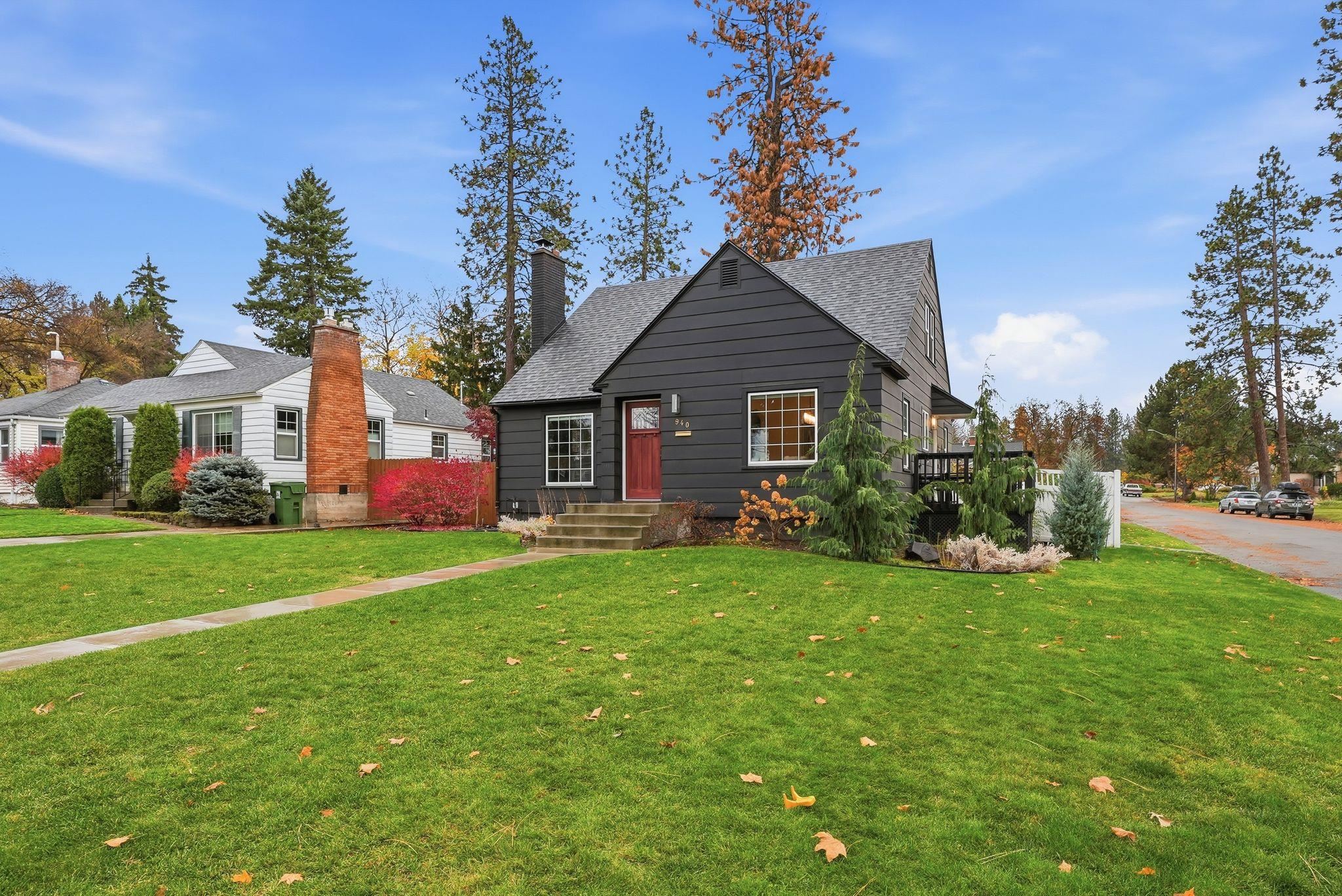 940 East 41st Avenue Spokane, WA 99203 - Photo 3 of 39