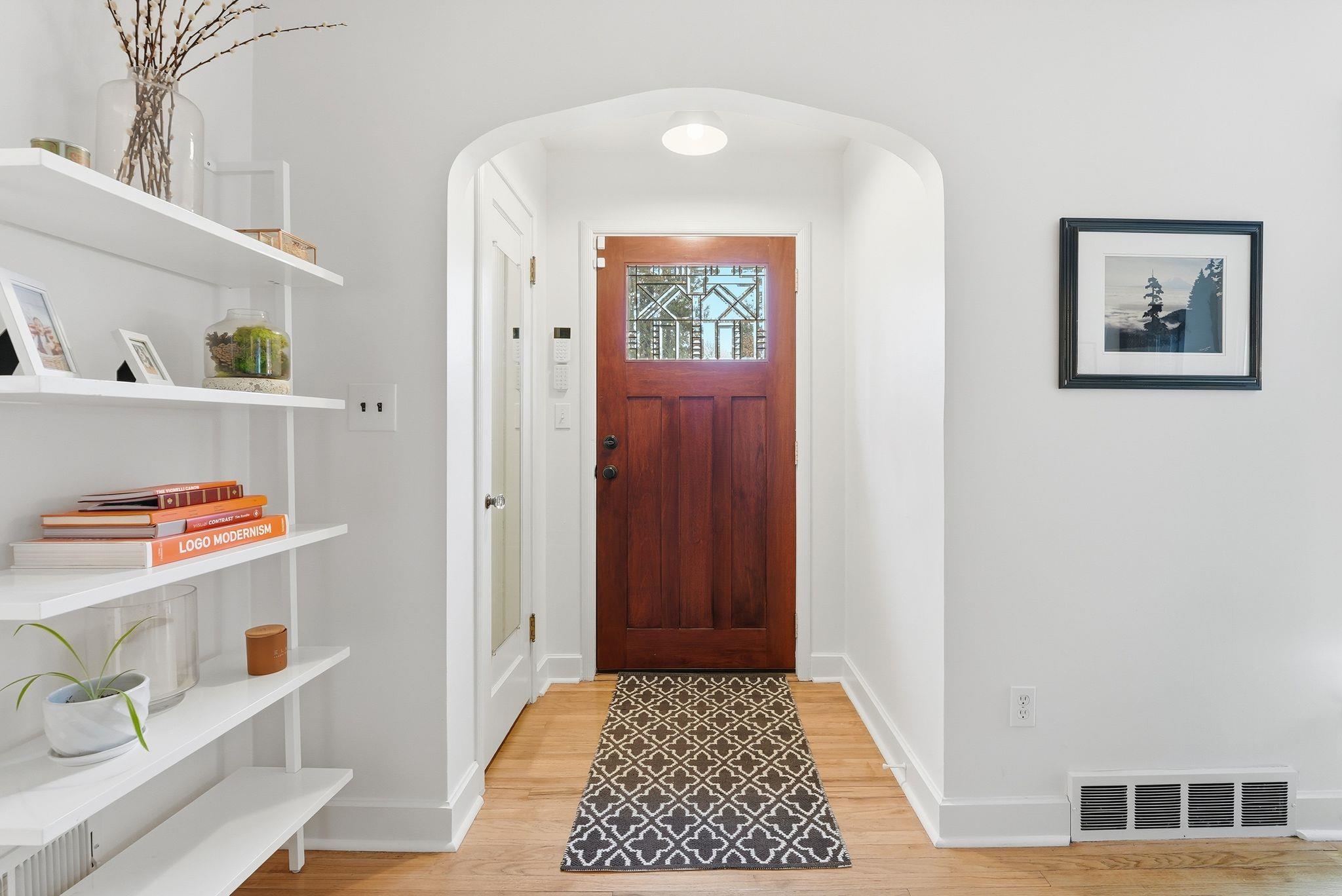 940 East 41st Avenue Spokane, WA 99203 - Photo 4 of 39