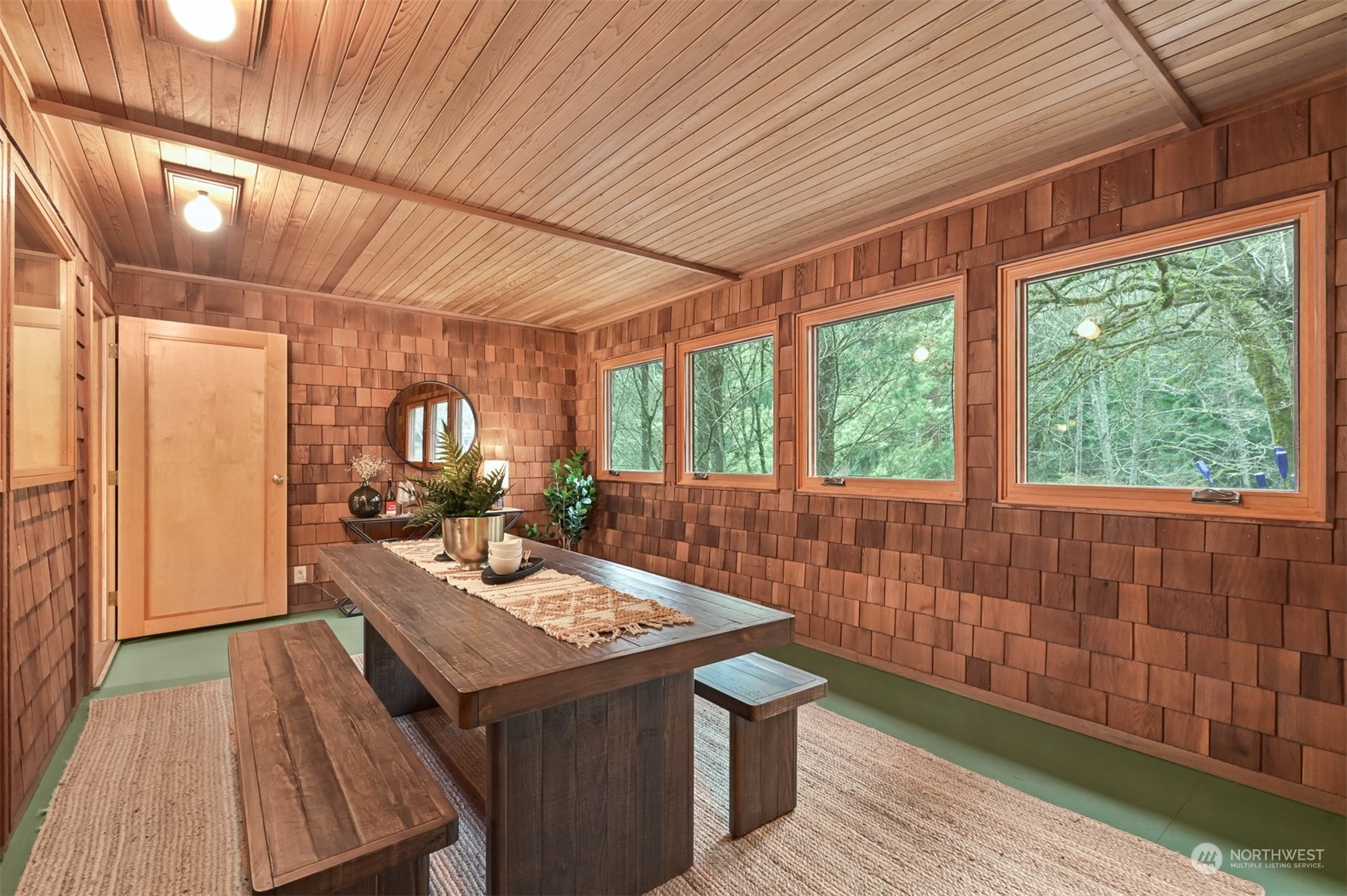 2304 North Shore Road Bellingham, WA 98226 - Photo 8 of 34 Gallery Image 8