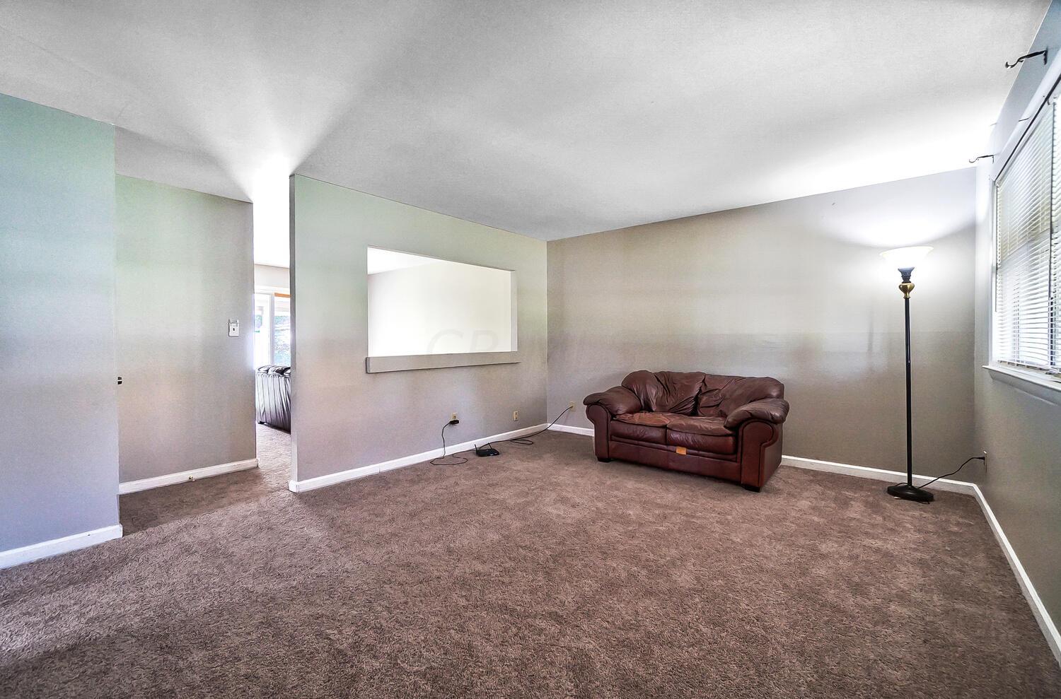 1597 South Hamilton Road Columbus, OH 43227 - Photo 8 of 34 50031043-036_web