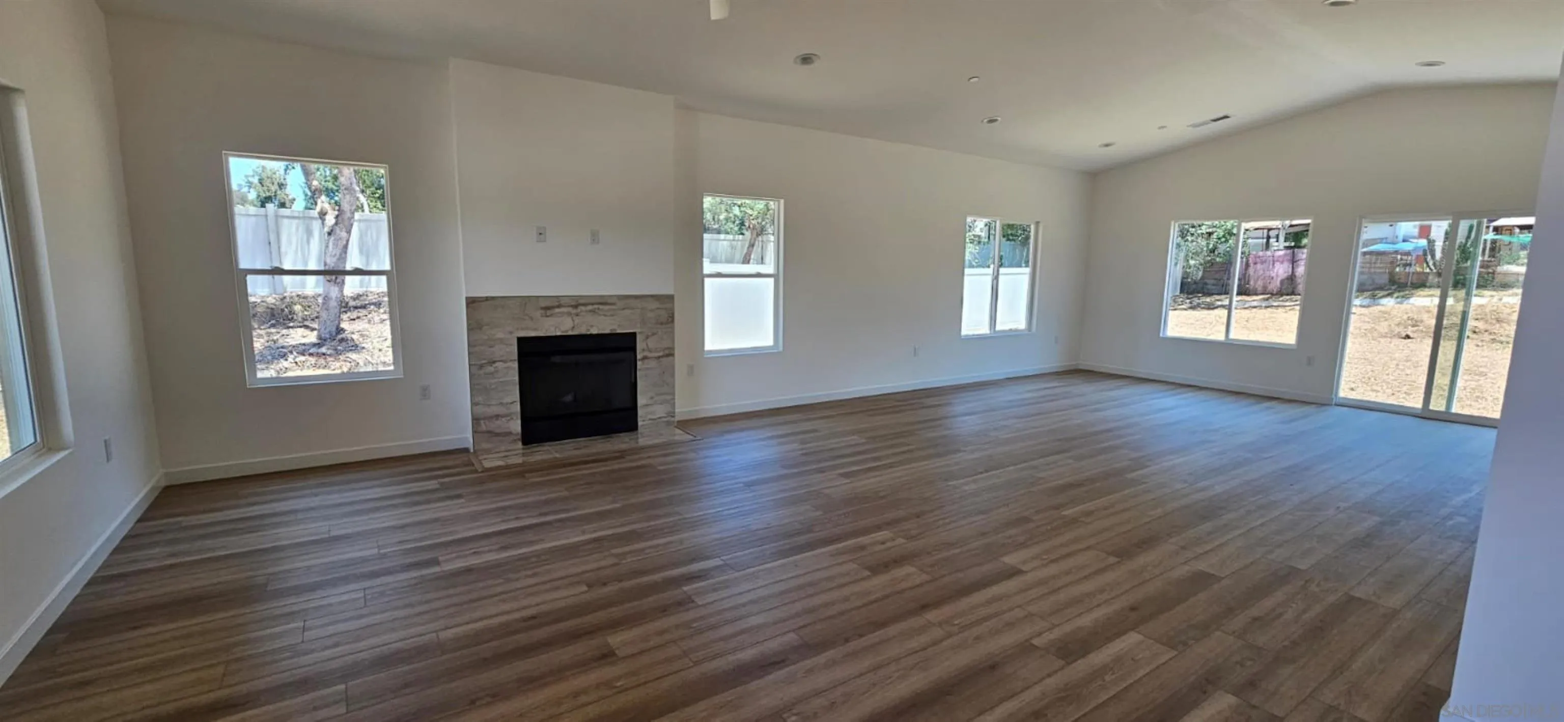 11989 Raceway Lane Lakeside, CA 92040 - Photo 12 of 32 Gallery Image 12
