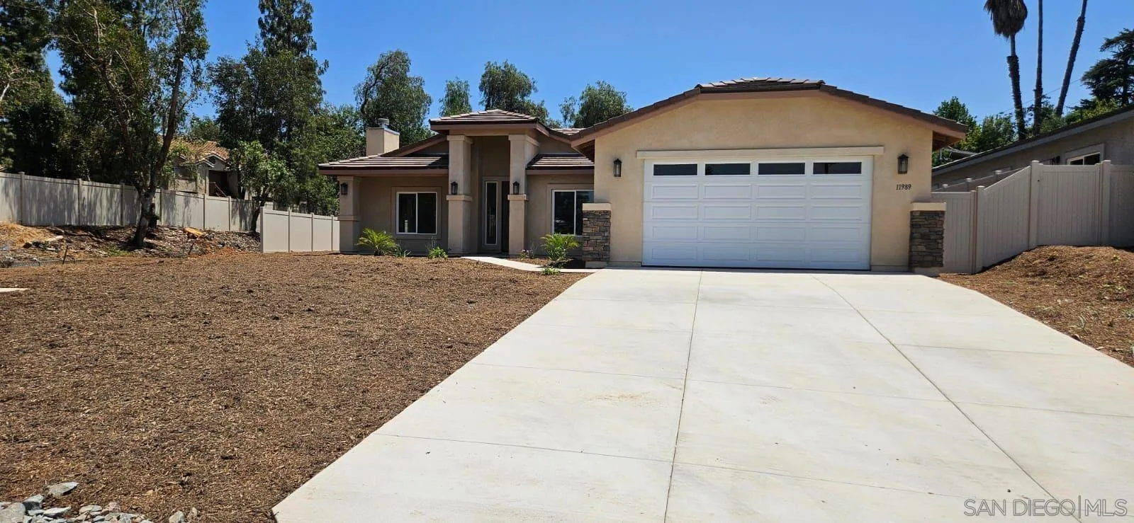 11989 Raceway Lane Lakeside, CA 92040 - Photo 31 of 32 Gallery Image 31