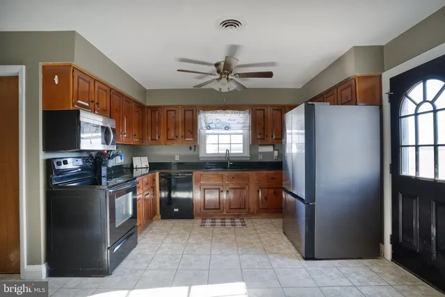 $335,000 | 20015 Wesley Church Road, Bridgeville, DE 19933