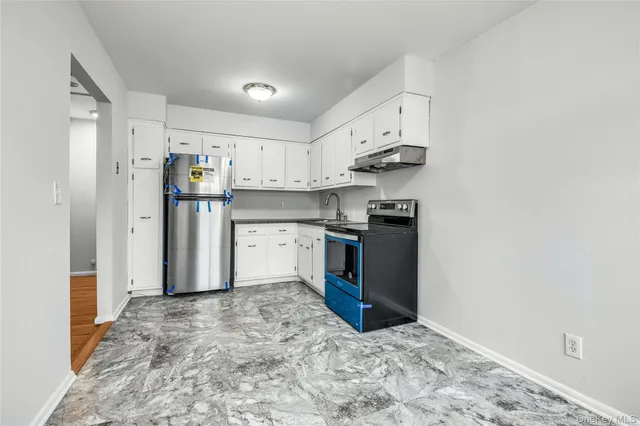 $2,725 | 451 Main Street, Unit 28, Northport, NY 11768