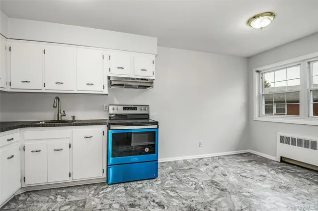 $2,725 | 451 Main Street, Unit 28, Northport, NY 11768