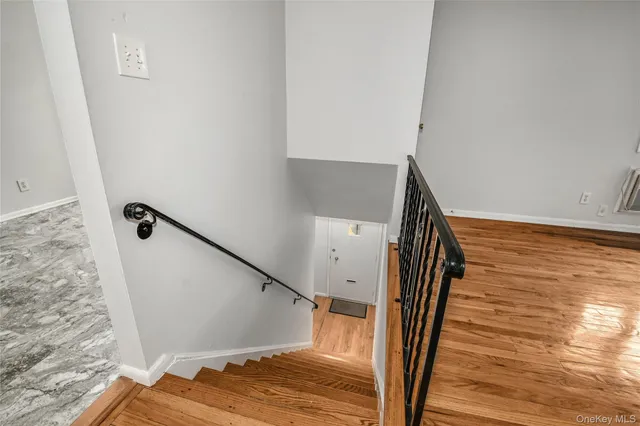 $2,725 | 451 Main Street, Unit 28, Northport, NY 11768