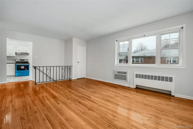 $2,725 | 451 Main Street, Unit 28, Northport, NY 11768