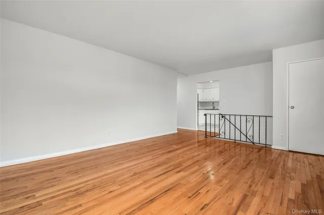 $2,725 | 451 Main Street, Unit 28, Northport, NY 11768