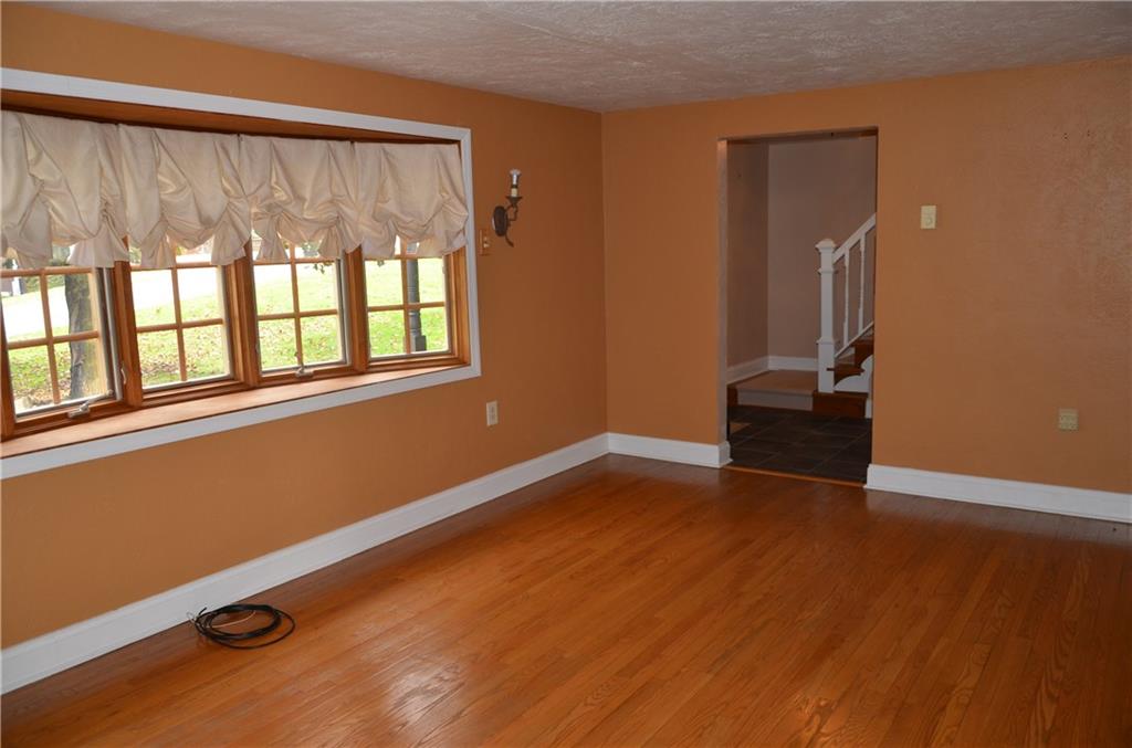 747 Charles Street Rochester, PA 15074 - Photo 8 of 23 Gallery Image 8