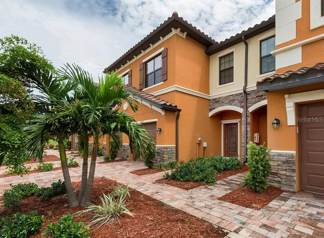 $2,200 | 20169 Lagente Circle, Venice, FL 34293