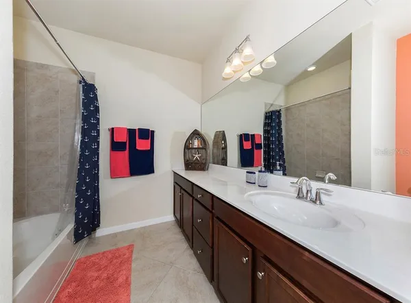 $2,200 | 20169 Lagente Circle, Venice, FL 34293
