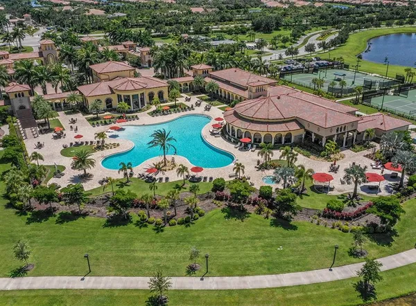 $2,200 | 20169 Lagente Circle, Venice, FL 34293