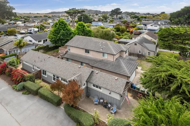 $1,199,000 | 484 Poplar Street, Half Moon Bay, CA 94019