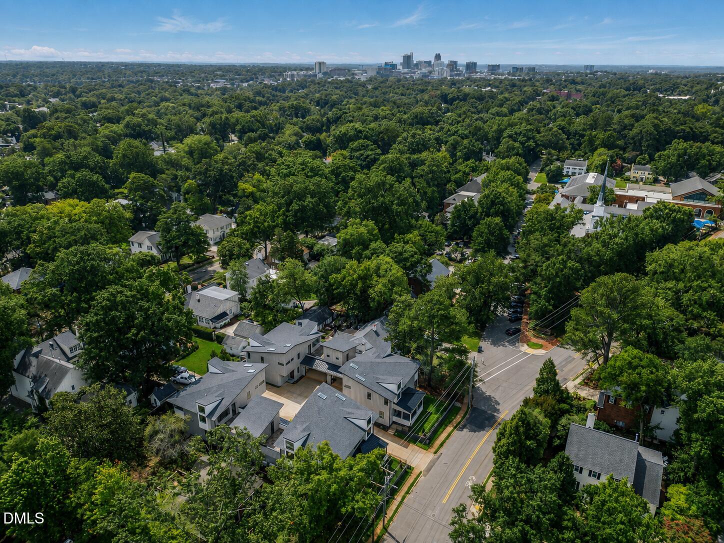 1808 Oberlin Road, Unit 101 Raleigh, NC 27608 - Photo 3 of 26 Oberlin Villas_Exterior_2
