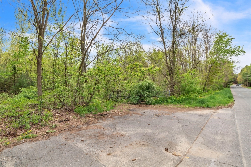 Lot 0 Thorndike And Lawrence Street Palmer, MA 01069 - Photo 13 of 22 a view of a out door space area