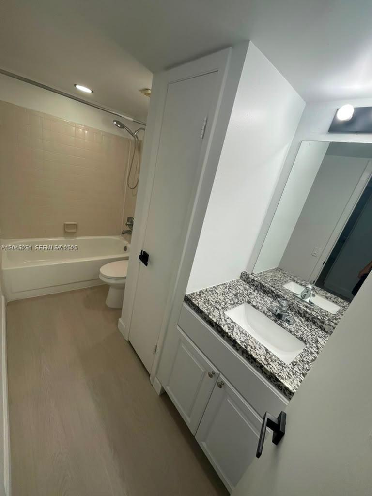 4341 West McNab Road, Unit 21 Pompano Beach, FL 33069 - Photo 9 of 18