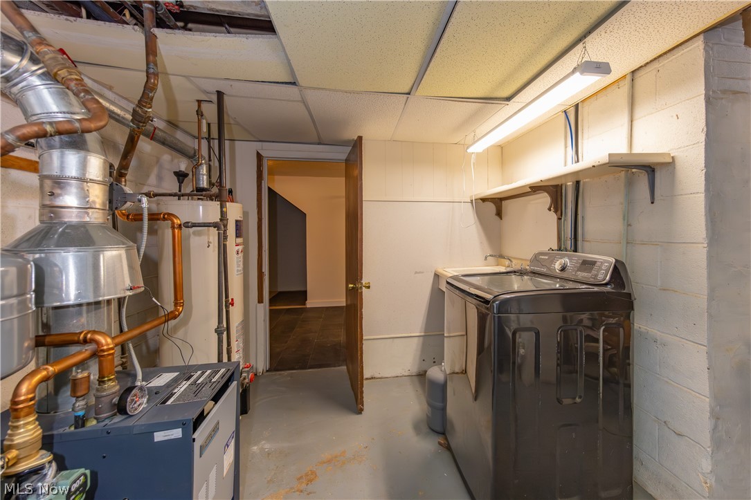 7969 Dines Road Novelty, OH 44072 - Photo 42 of 48 Laundry and utility room