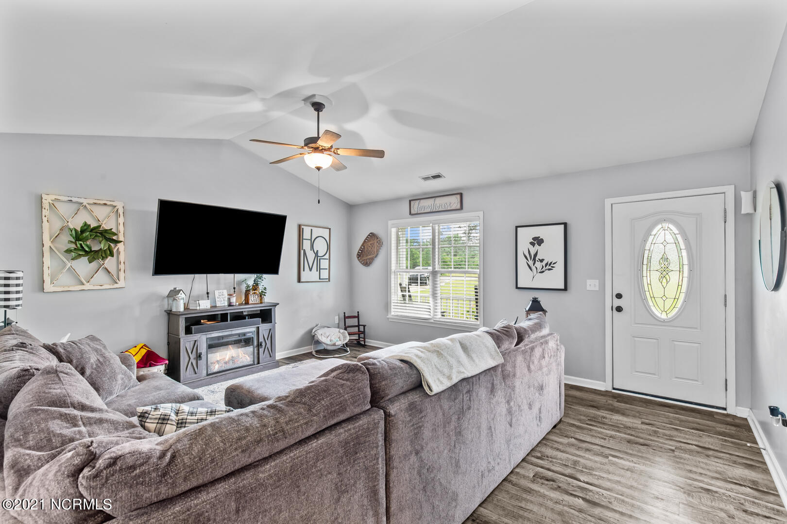 184 King Road Jacksonville, NC 28540 - Photo 5 of 30 5