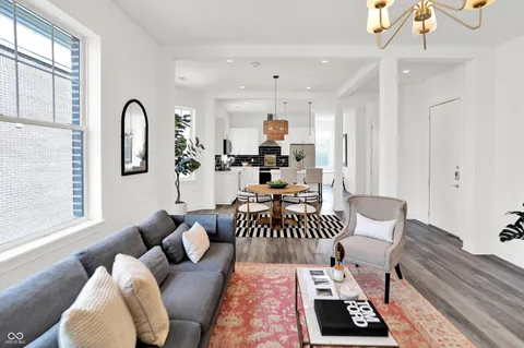 $675,000 | 920 Veterans Way, Unit 204, Carmel, IN 46032