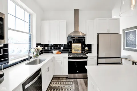 $675,000 | 920 Veterans Way, Unit 204, Carmel, IN 46032