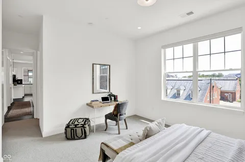 $675,000 | 920 Veterans Way, Unit 204, Carmel, IN 46032