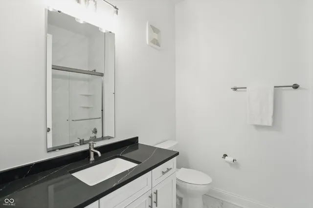 $675,000 | 920 Veterans Way, Unit 204, Carmel, IN 46032