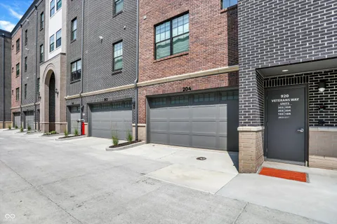 $675,000 | 920 Veterans Way, Unit 204, Carmel, IN 46032