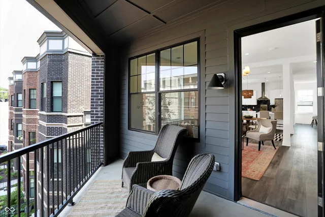 $675,000 | 920 Veterans Way, Unit 204, Carmel, IN 46032