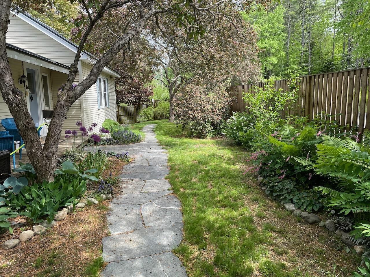 201 Dorchester Road Lyme, NH 03768 - Photo 1 of 38