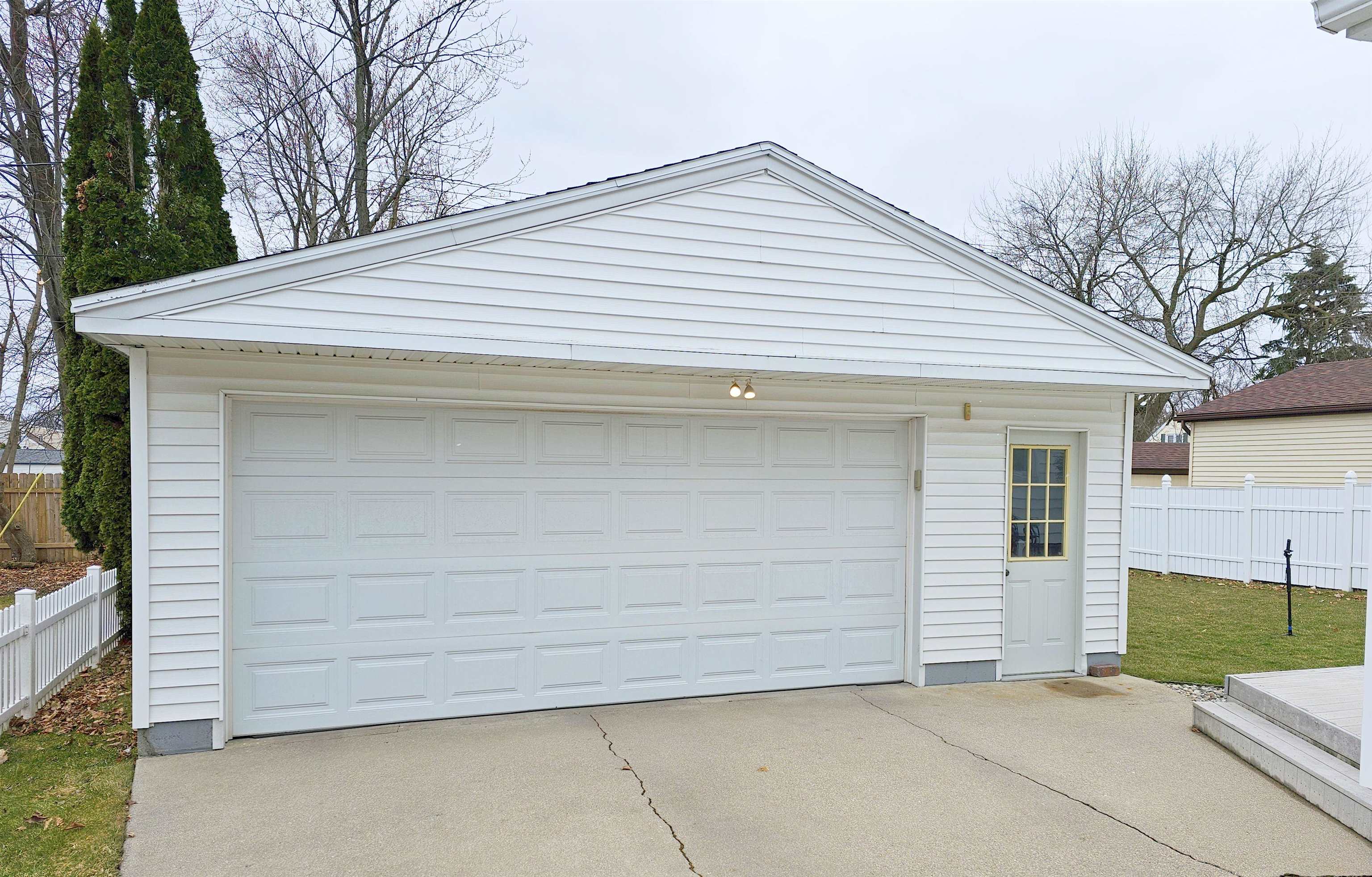 2008 33rd Street Bay City, MI 48708 - Photo 30 of 31 Gallery Image 30