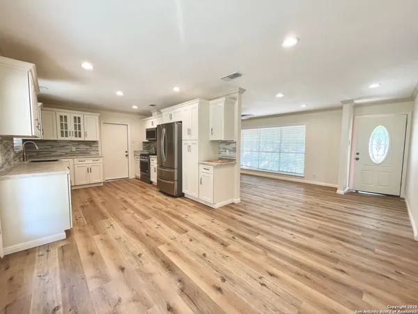 $1,875 | 2612 Worldland Drive, San Antonio, TX 78217