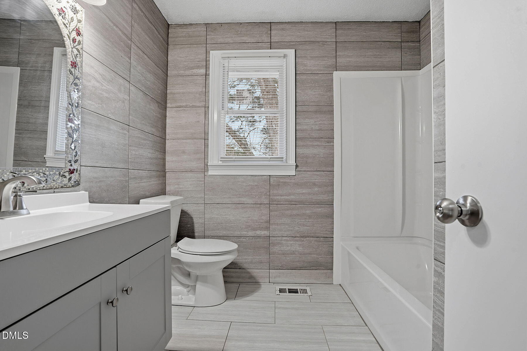 4613 Limerick Drive Raleigh, NC 27604 - Photo 18 of 25 BathII LImerick