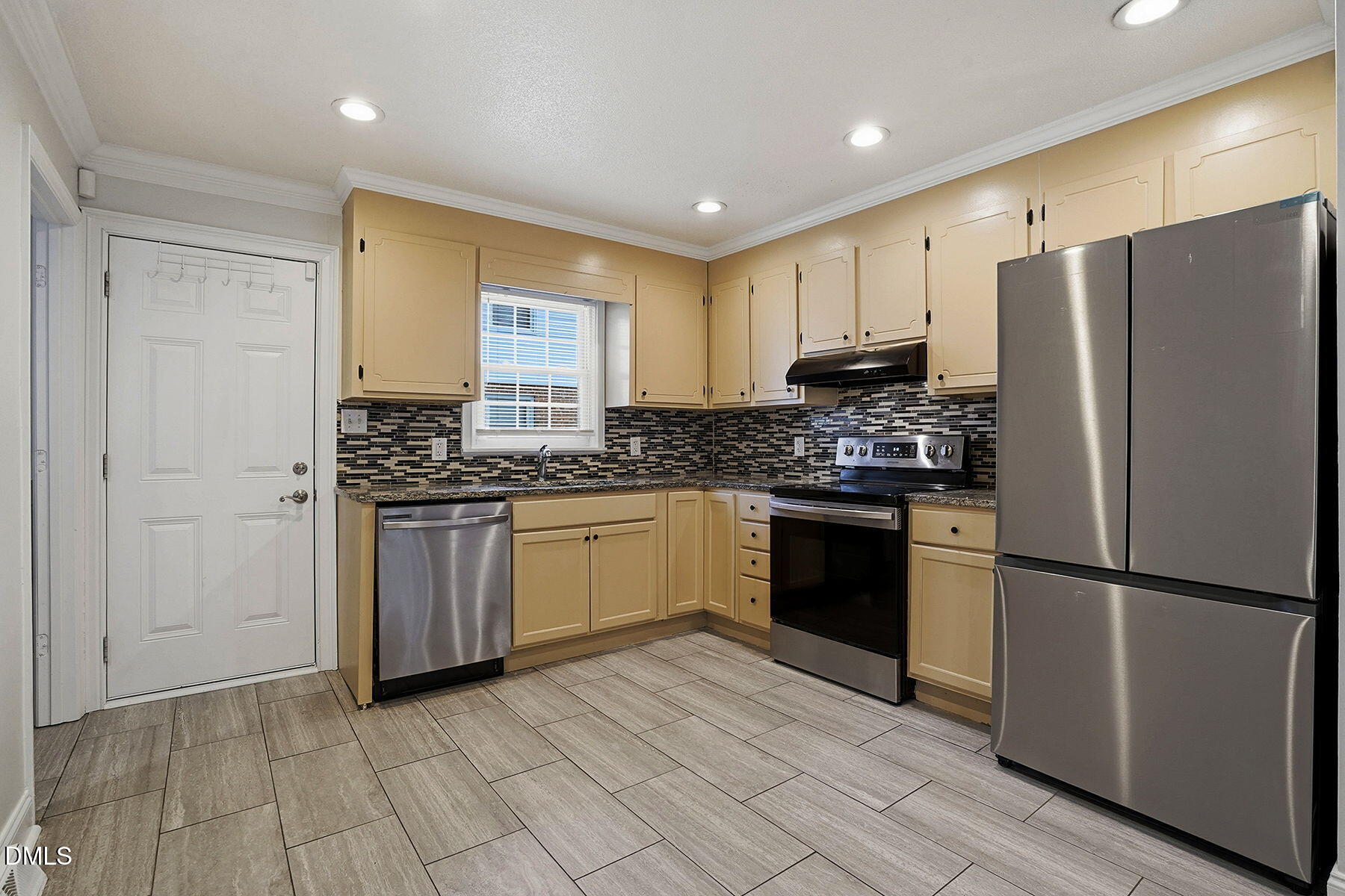 4613 Limerick Drive Raleigh, NC 27604 - Photo 10 of 25 KitchenLimerick