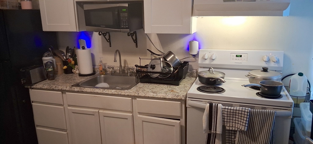 1 White Street Taunton, MA 02780 - Photo 9 of 22