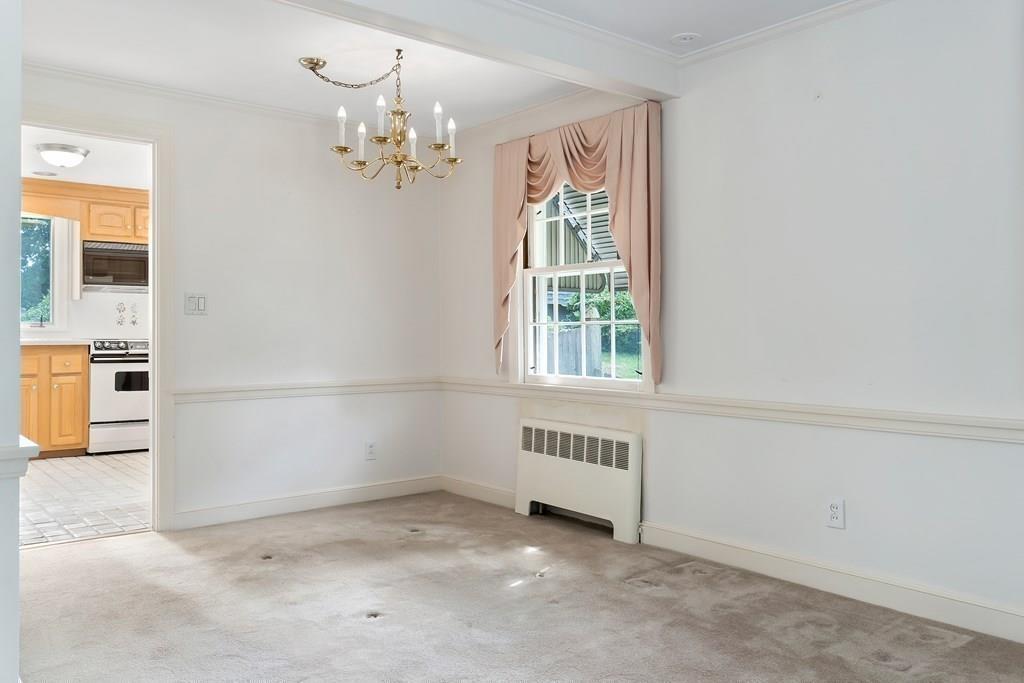 31 Pickman Road Salem, MA 01970 - Photo 9 of 35