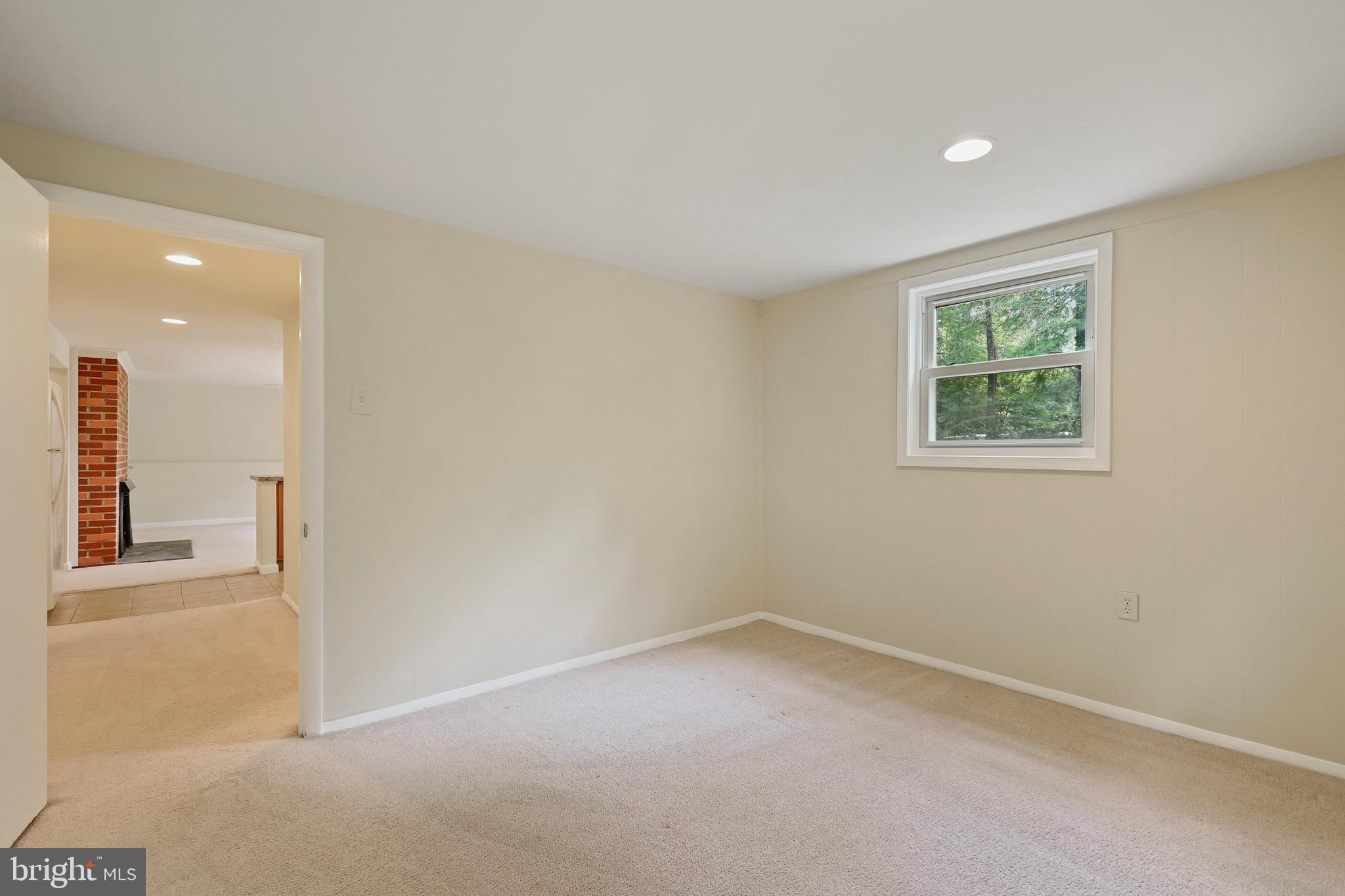 7405 Kelvin Place Springfield, VA 22151 - Photo 32 of 38