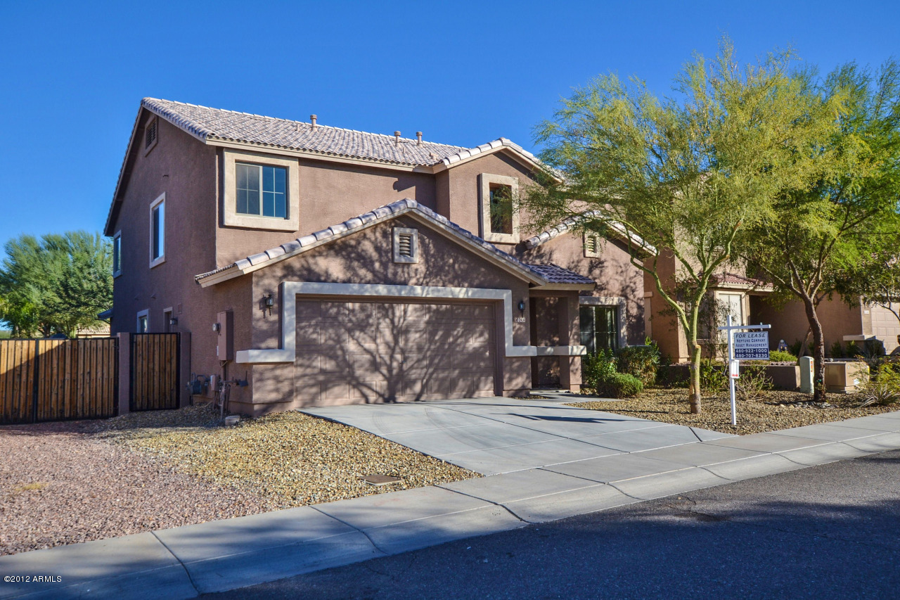 2414 West Peak View Road Phoenix, AZ 85085 - Photo 2 of 38 Front 2