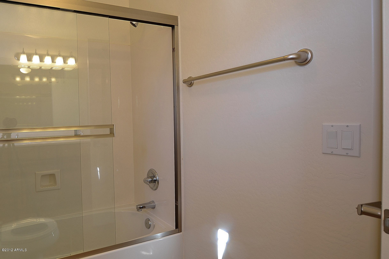 2414 West Peak View Road Phoenix, AZ 85085 - Photo 23 of 38 Bathroom Tub Shower