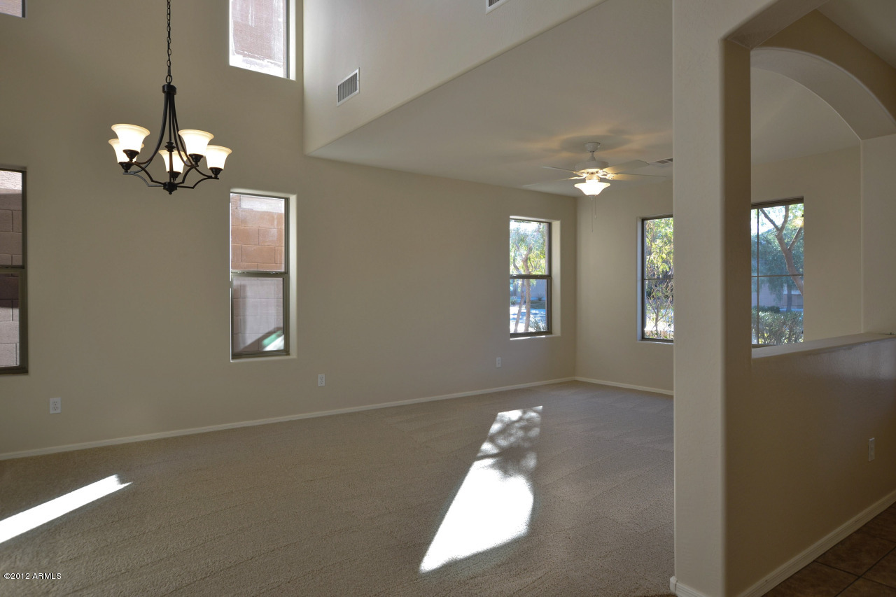 2414 West Peak View Road Phoenix, AZ 85085 - Photo 5 of 38 Living Dining 2