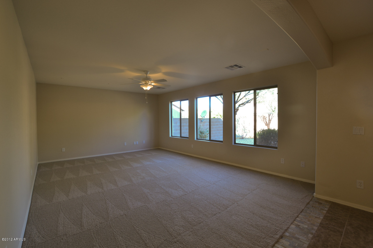 2414 West Peak View Road Phoenix, AZ 85085 - Photo 10 of 38 Family Room