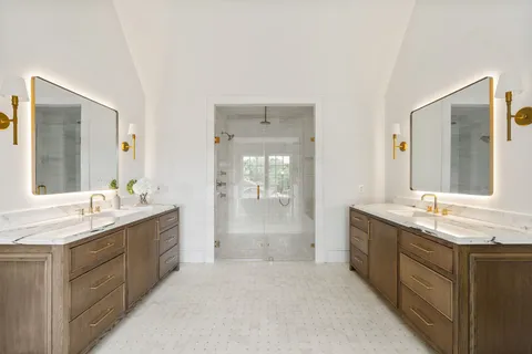 $2,750,000 | 1126 East 7 1/2 Street, Houston, TX 77009