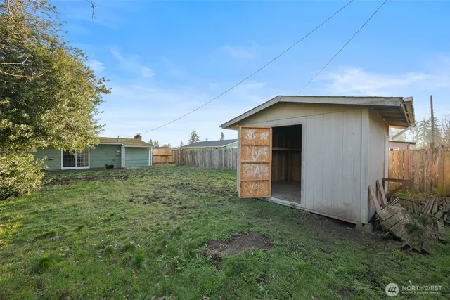 $390,000 | 4827 Diamond Boulevard Southwest, Lakewood, WA 98499